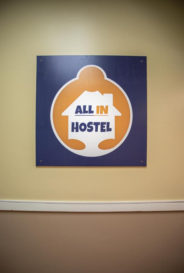 All In Hostel بلغراد المظهر الخارجي الصورة