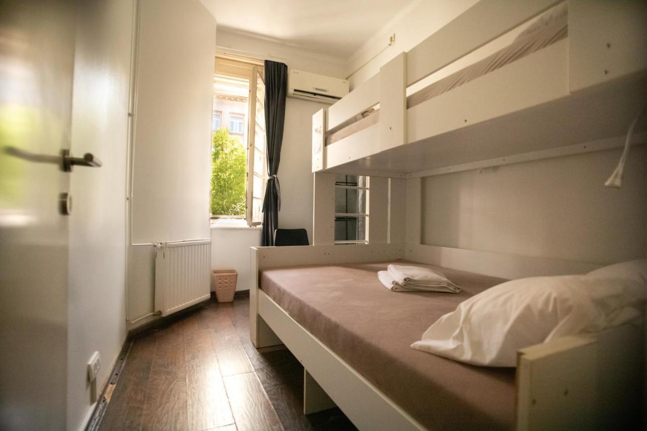 All In Hostel بلغراد المظهر الخارجي الصورة