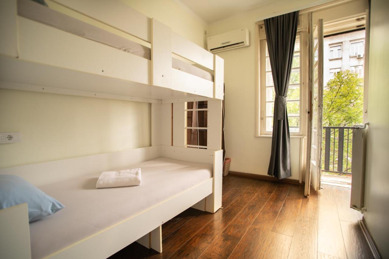 All In Hostel بلغراد المظهر الخارجي الصورة