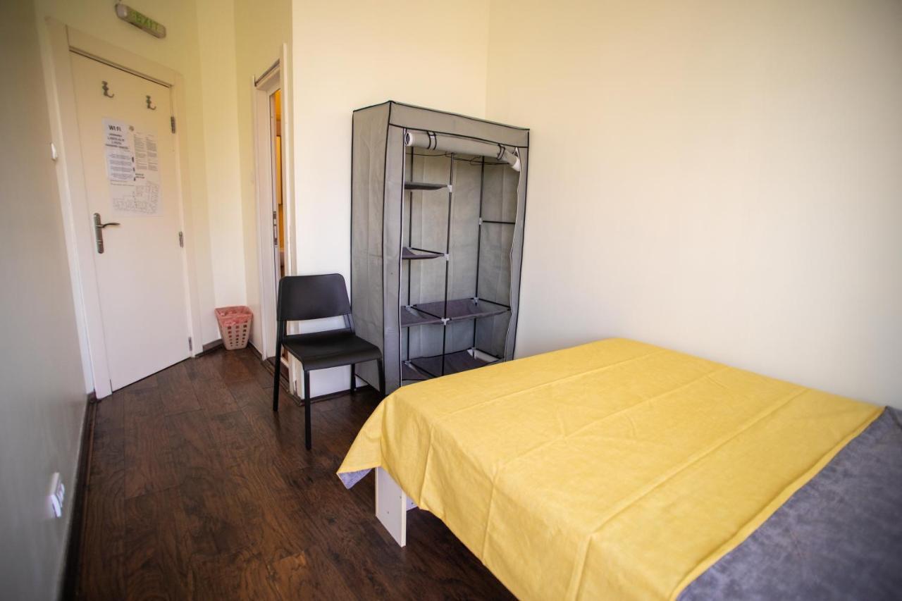 All In Hostel بلغراد المظهر الخارجي الصورة